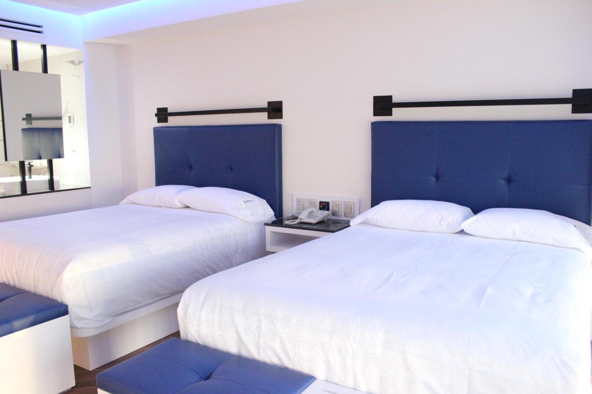 Weenjoy Hotels Grand Prix Aeropuerto Cdmx Mexico City Room photo